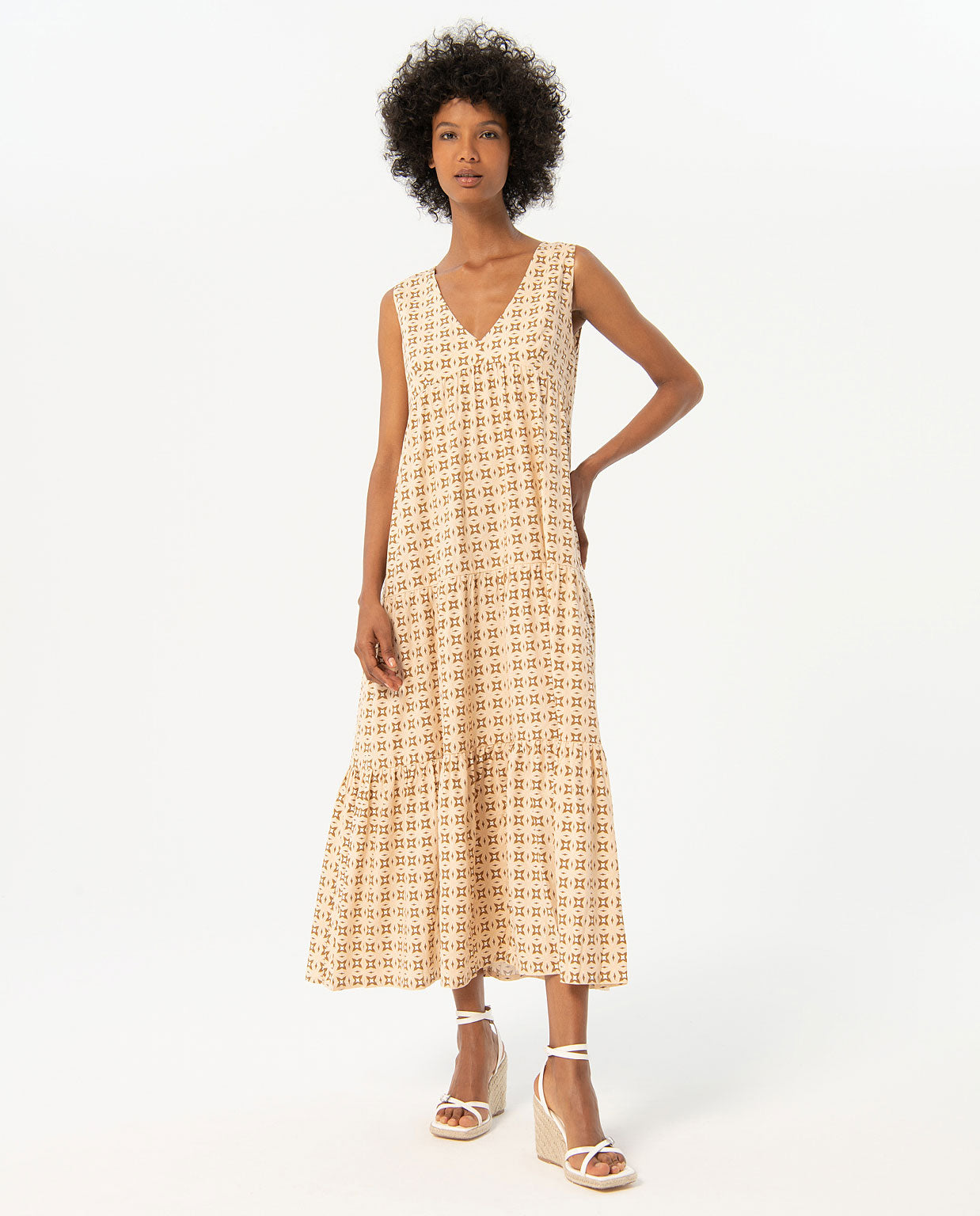 LONG DRESS SLEEAVELESS