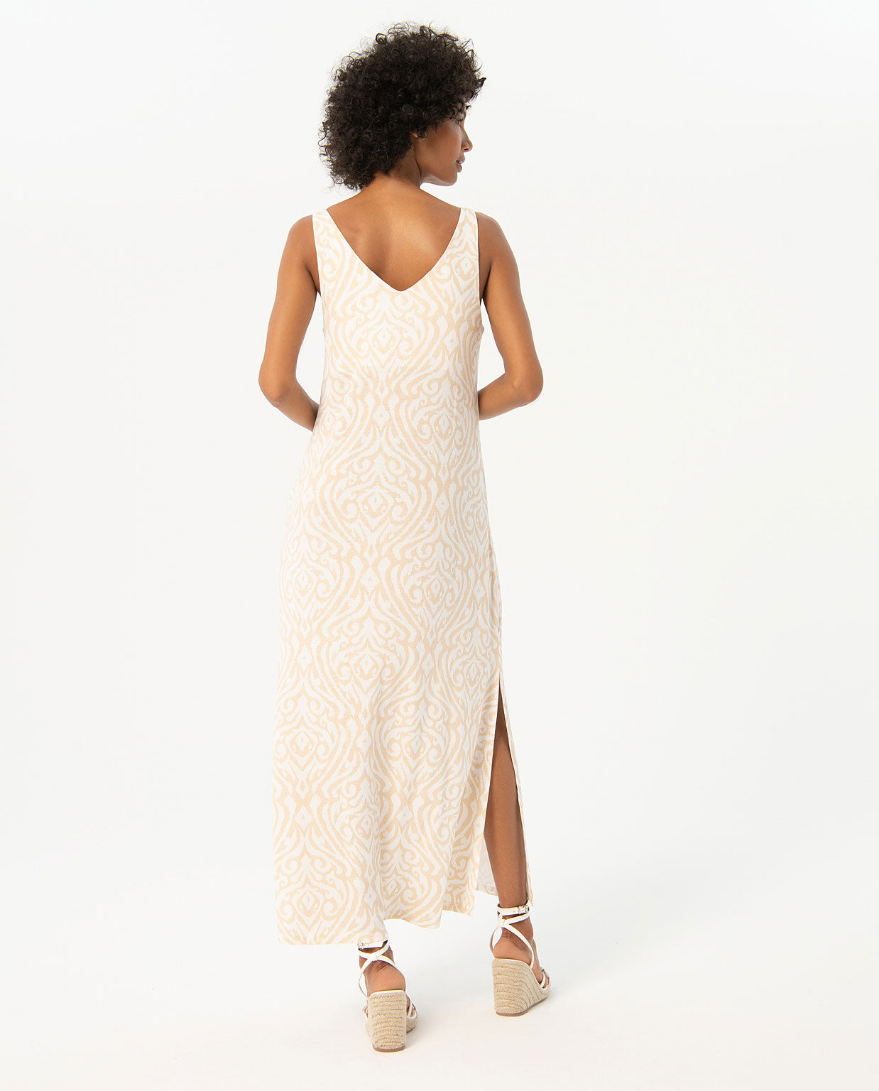 LONG DRESS V NECKLINE