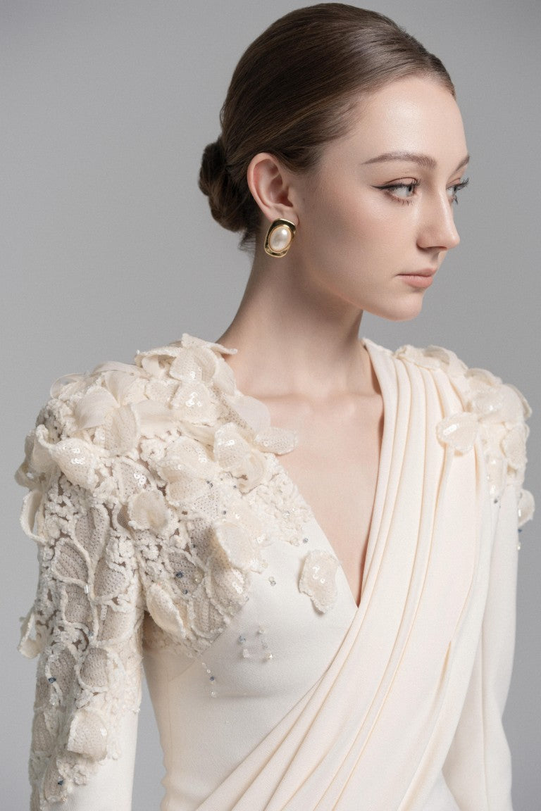 Alluring Lace-Appliqué Mermaid Gown