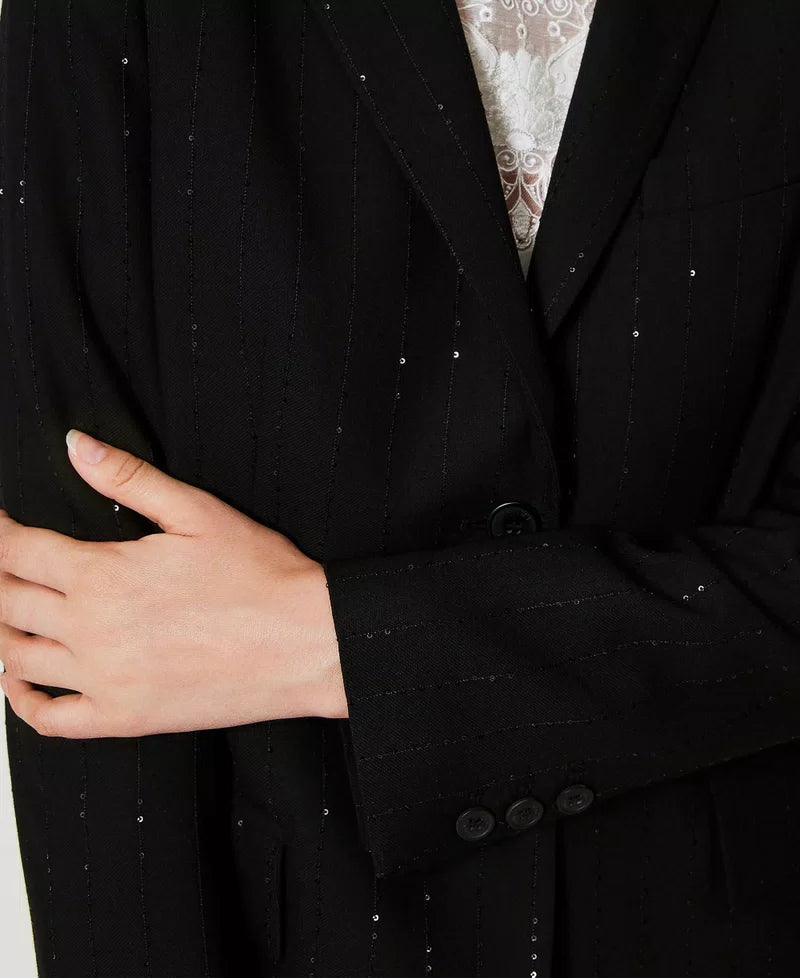 Cloth blazer with sequins