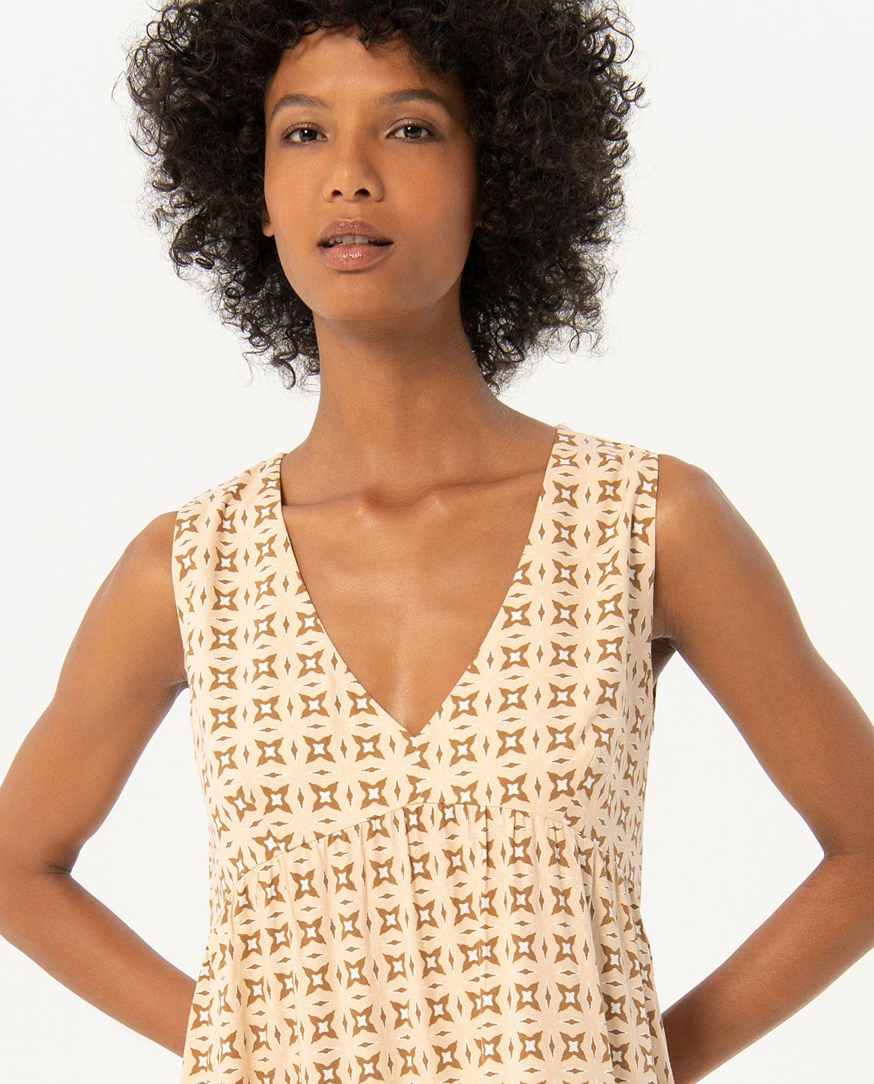 LONG DRESS SLEEAVELESS