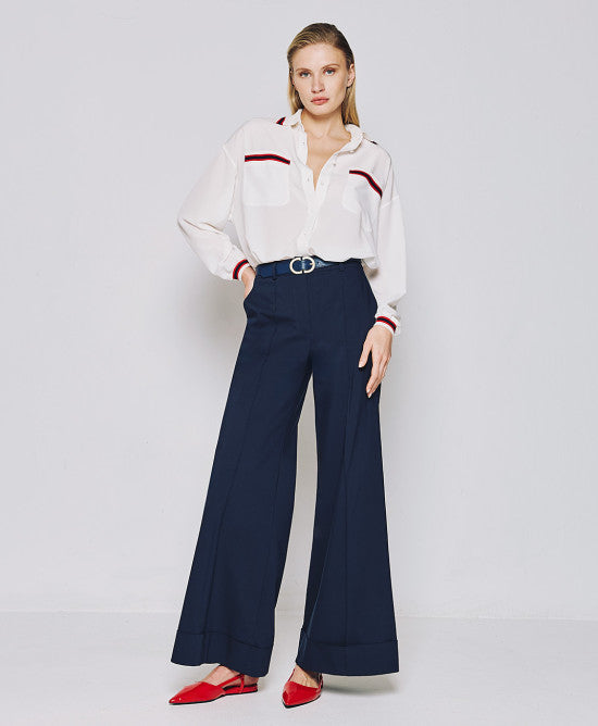 Shirt with ribbed details